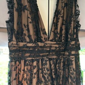 Chic Black Glitter Floral Lace Dress